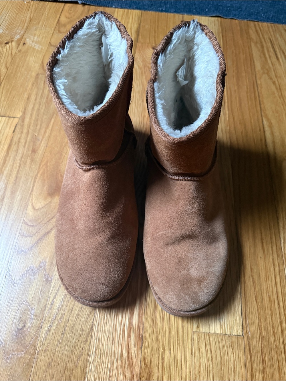 SO Classic Chestnut Suede Shearling-Lined Boots